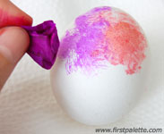 farbanje jaja krep papirom 13