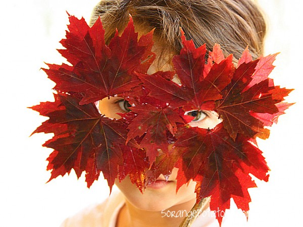 Maske od jesenjeg lišća.